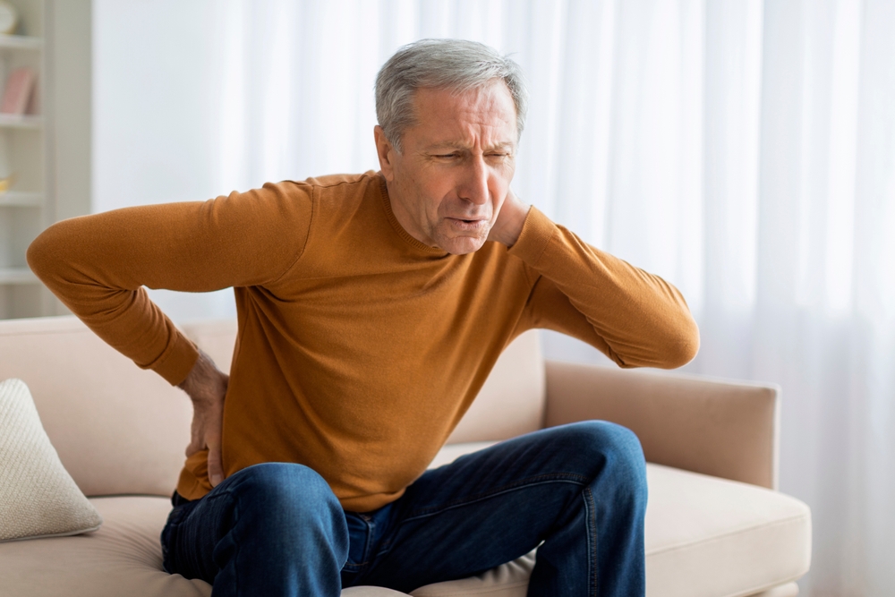 How To Help Seniors Manage Chronic Pain