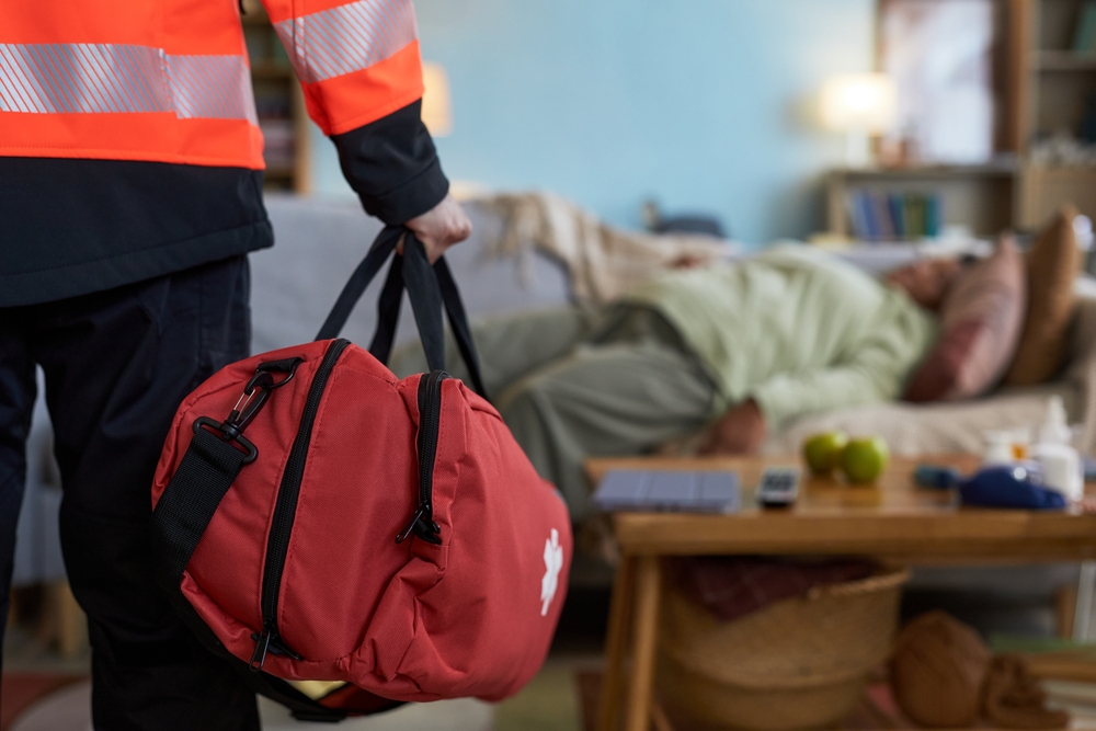 How To Reduce Senior Emergency Room Visits: A Smarter Approach to Preventable Care at Home