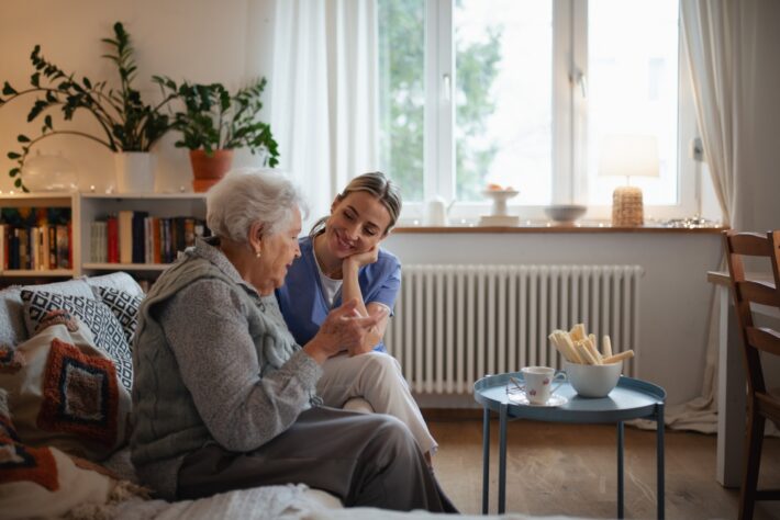 Palliative Care vs. Hospice: Understanding the Differences (and Choosing the Right Path for Your Loved One)