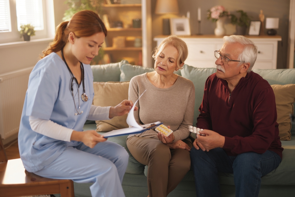 Warning Signs of Medication Mismanagement in Seniors: What Families Should Never Ignore